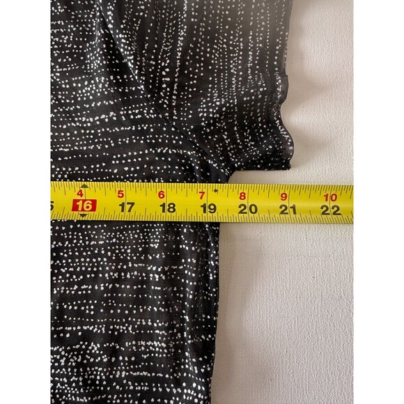 Victoria's Secret Womens Top Medium Sheer See Through Crewneck Tee Short Sleeve - Picture 3 of 9